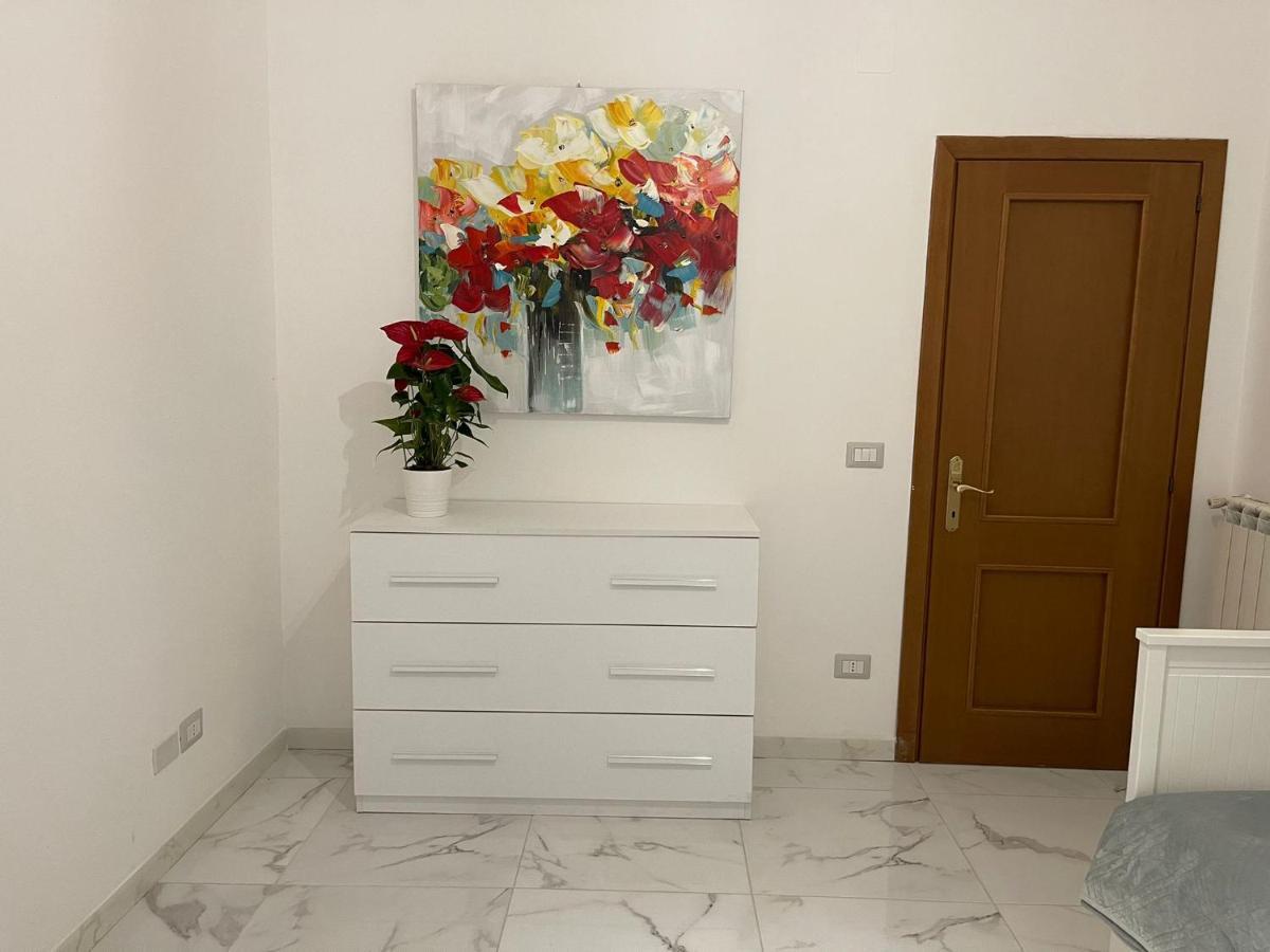 Flowers In Rome Buitenkant foto
